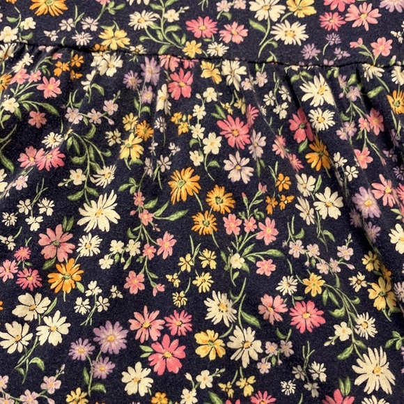 2 girls dresses. - Picture 2 of 3